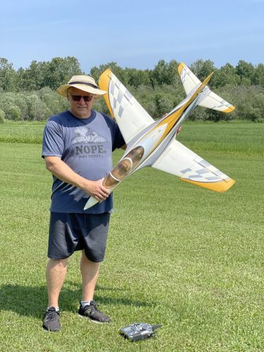 received 812647393736942